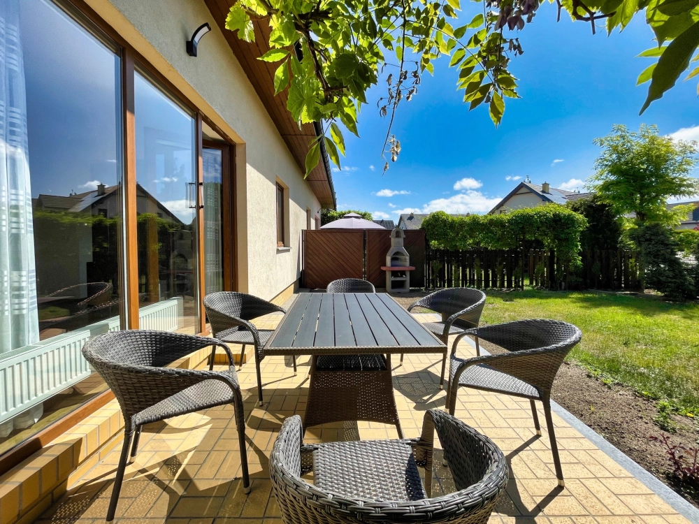 Seahorizon - willa nad morzem: słoneczny taras